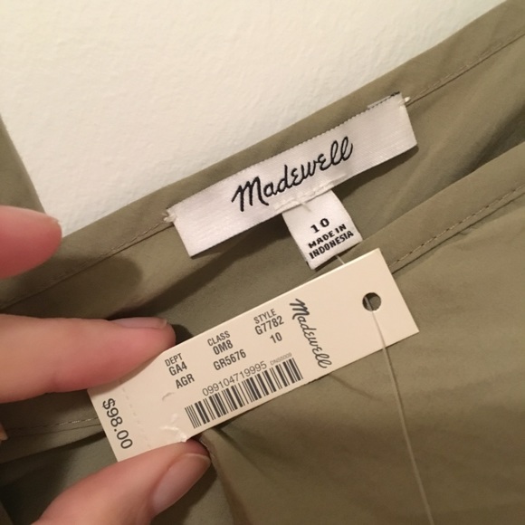 Off-Shoulder Madewell Dress - Picture 4 of 4